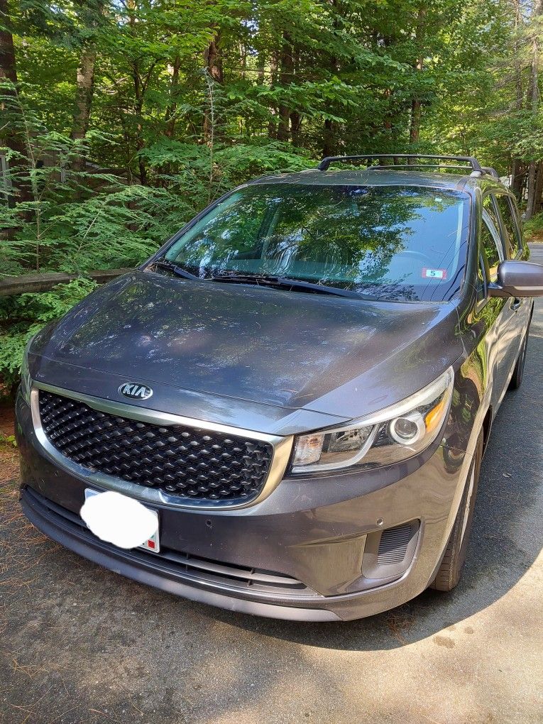 2017 KIA Sedona