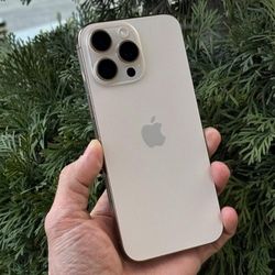 iPhone 16 pro max 256GB Unlocked 