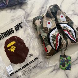  A Bathing Ape Hoodie 