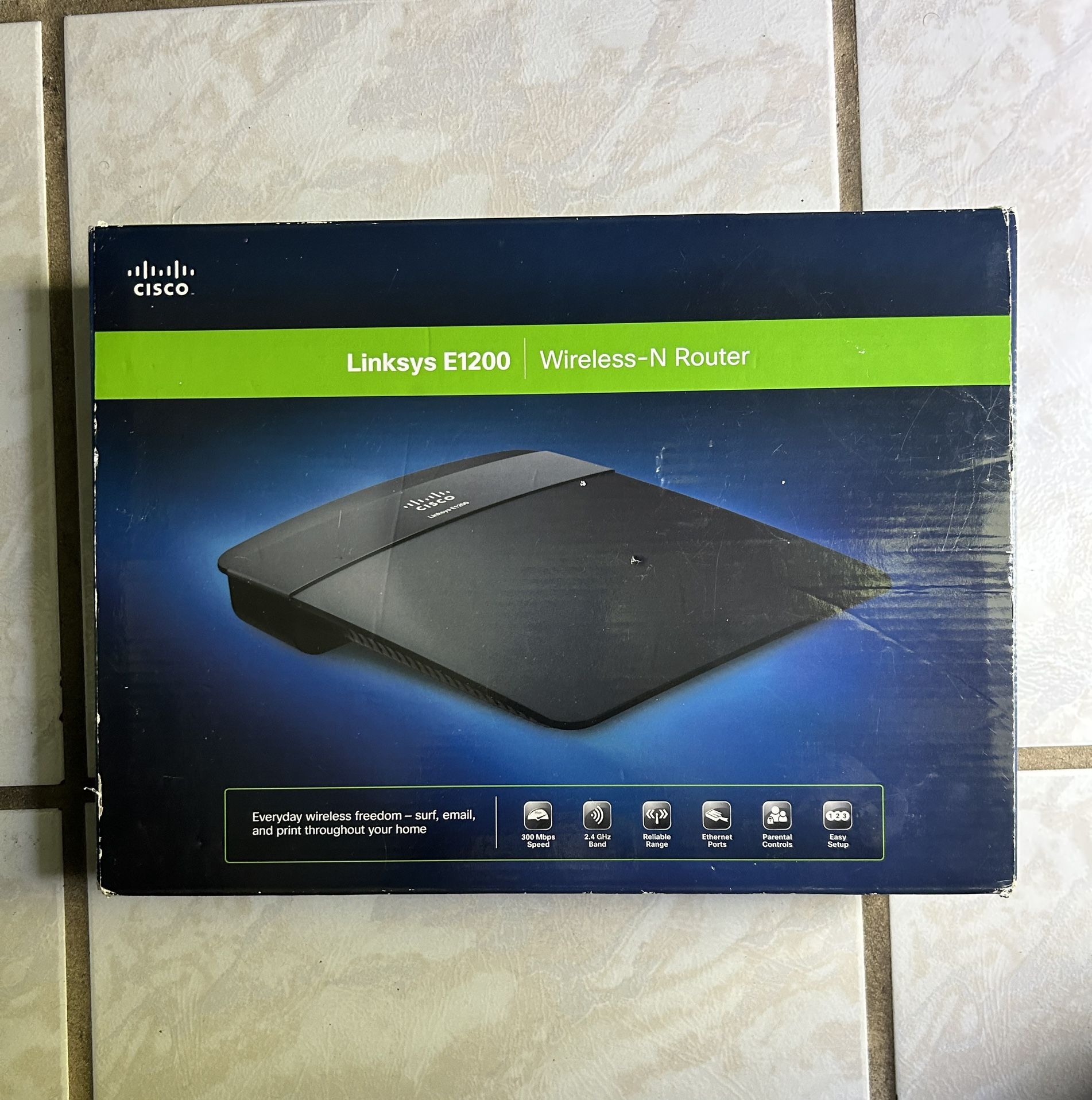 Linksys E1200 Wireless-N Router