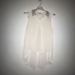 Love Culture, Women’s Beige Gold Sequin Collar High Lo Blouse, Size M