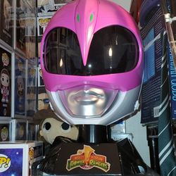 Mighty Morphin Power Rangers Pink Ranger Helmet 
