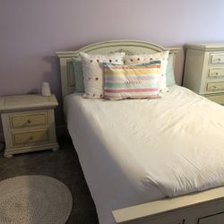 Custom Painted Ombre Queen Bedroom Set