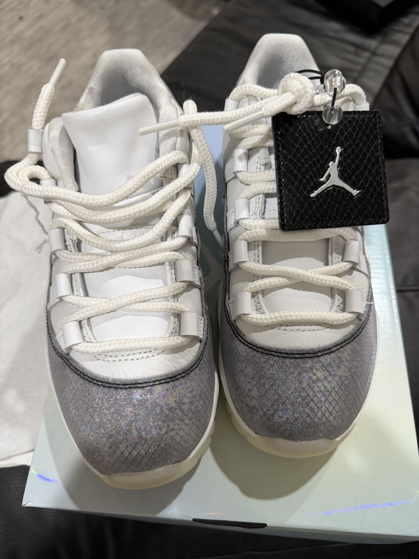 Air Jordan 11 Retro Low