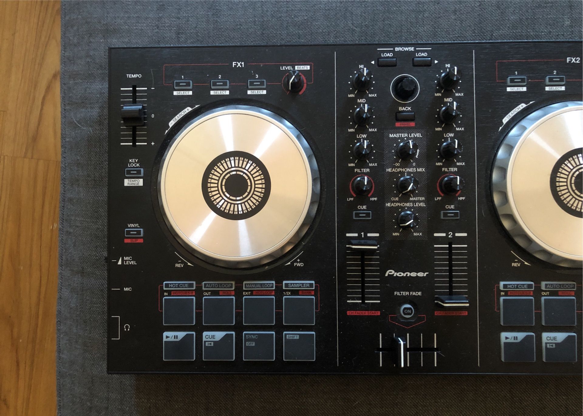 Pioneer DDJ-SB DJ Controller Excellent Condition