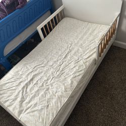Free Toddler Bed 