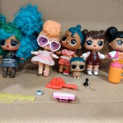 Lot of lol dolls,