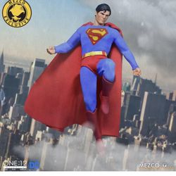 Mezco DC 1:12 Collective Superman 1978 Christopher Reeve Classic Superman NEW & Sealed