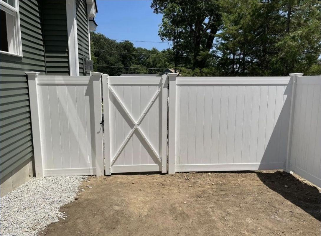 Vinyl fence