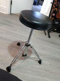 Drum Throne
