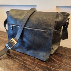 New French Messenger Bag Paris