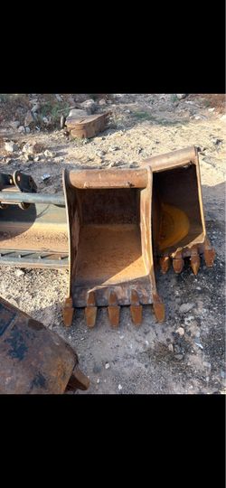 Wain-Roy 24” Heavy Duty Backhoe / Excavator Bucket