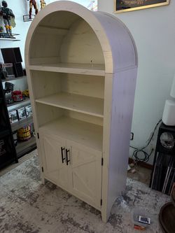 white cabinet shelf