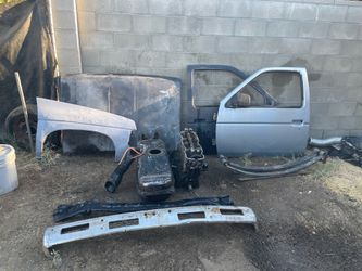 Nissan hardbody parts