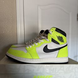Jordan 1 High OG Visionaire Size 10 Men