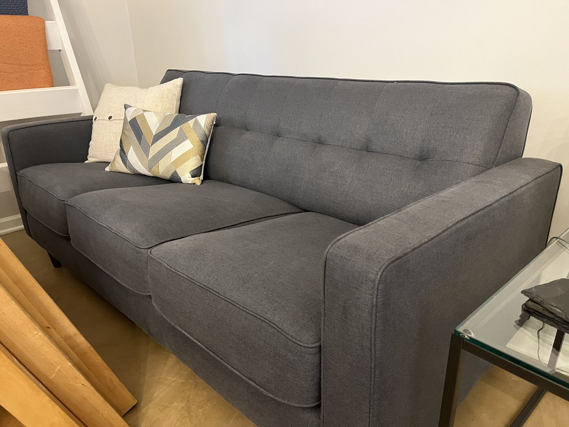 Living Spaces Queen Sleeper Sofa