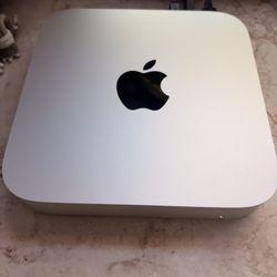 Mac mini M2 Pro