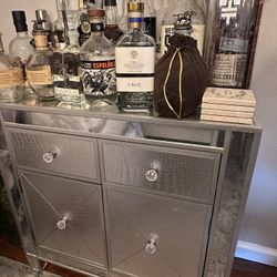 Mirrored Cabinet