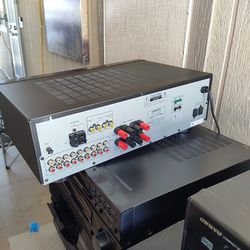 Onkyo Amplifier 