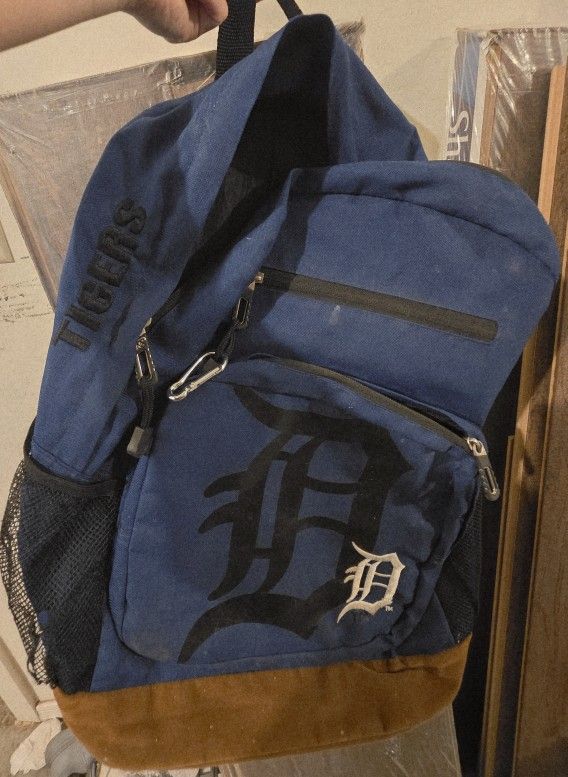 Backpack Detroit