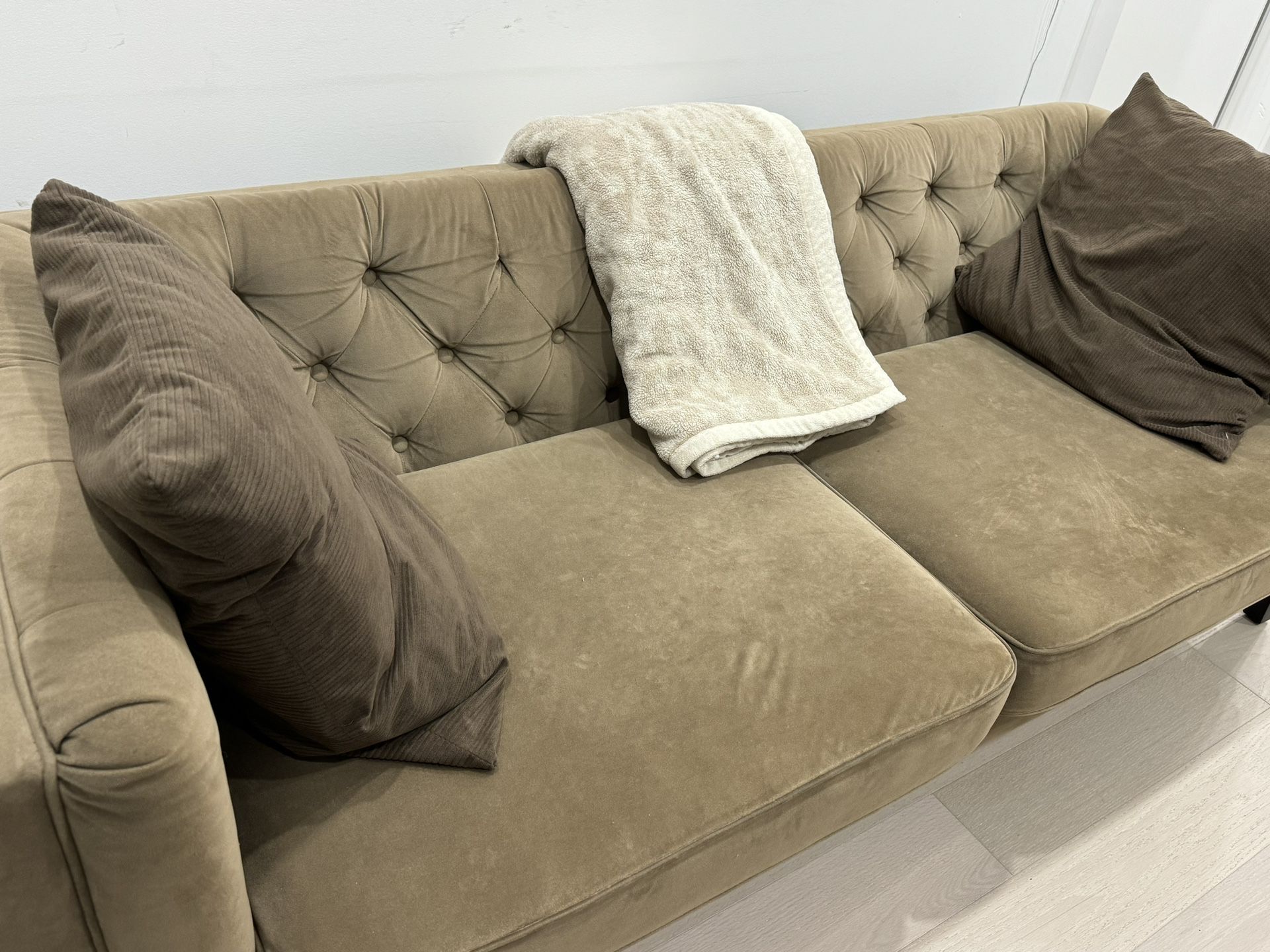 Beautiful Pincushion Sofa And Matching Chair