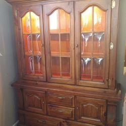 China hutch 