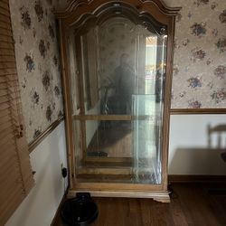 Display case 