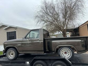 1983 Ford F-100