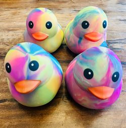 Sunny Days Jumbo Squeeezy Ducks Tye Dye TikTok Viral - New Toys & Collectibles