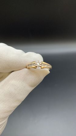 LDS 10KT DIAMOND WEDDING RING #33990