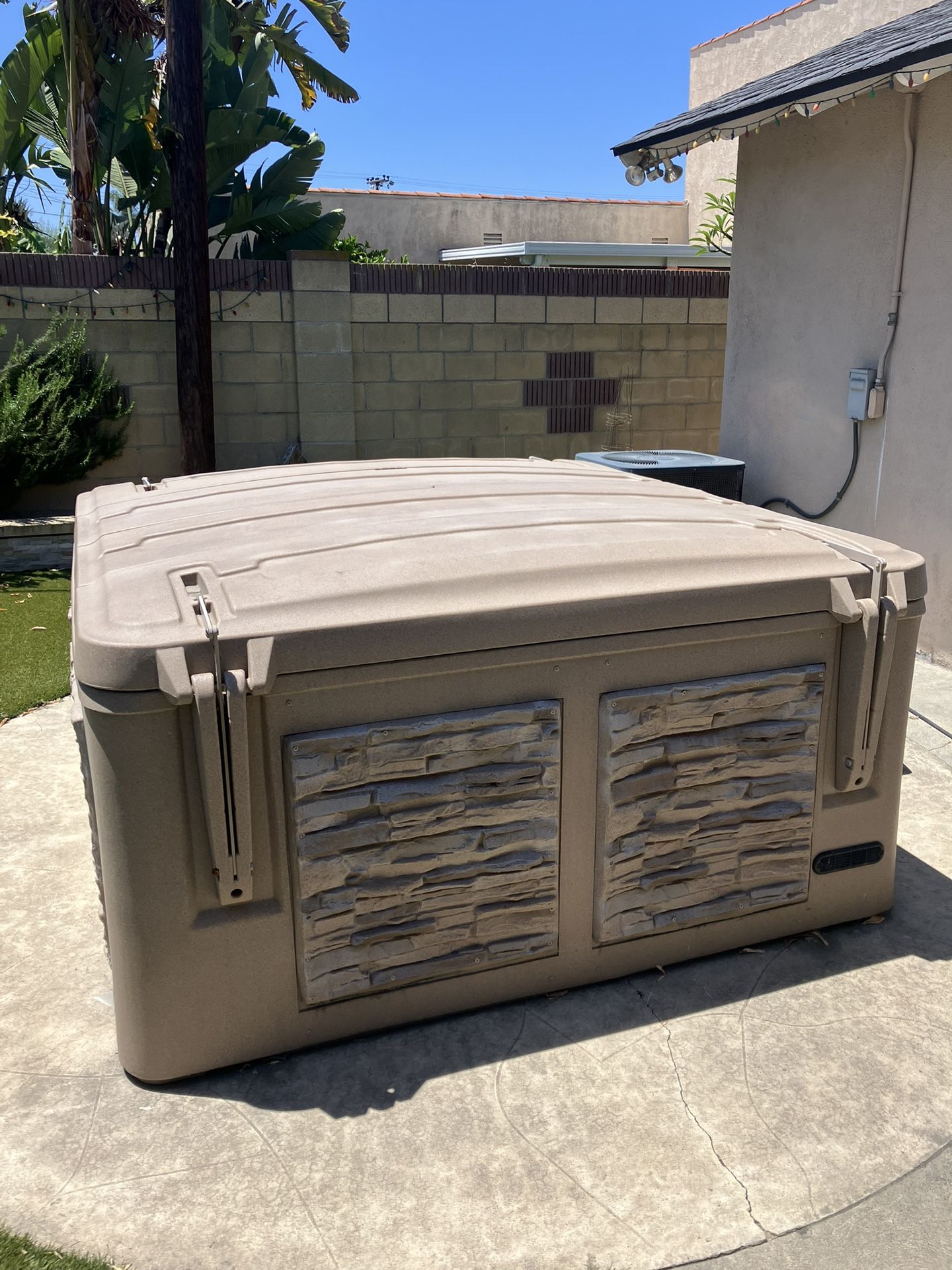 Tuff Spa Hot Tub 