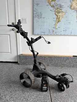 MGI ZIP NAVIGATOR - Electric Golf Push Cart