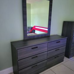 NEW DOUBLE DRESSER- With MIRROR --ASSEMBLED
