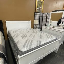 6 Piece Queen Sleigh Bedroom Set