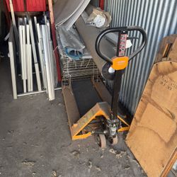 Pallet jack