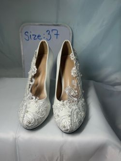 White Lace Pearl Heels Size 37
