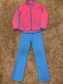 Girls Under Armor athletic set 6-6X