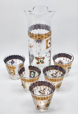 Rare Culver 1960s 22-Karat Gold Charm Bracelet Cocktail Pitcher & 5 Rocks Glasses