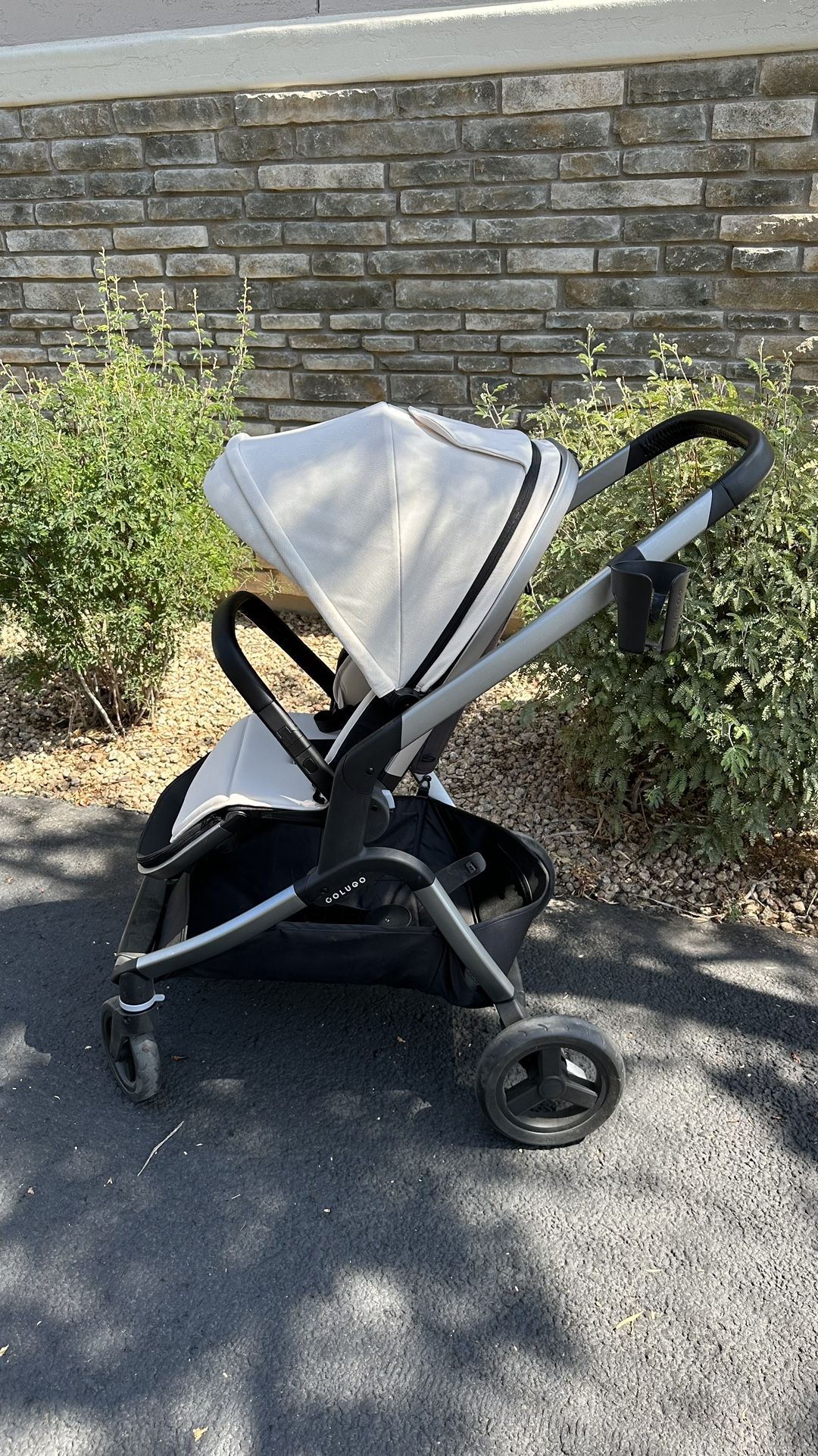 $300  - COLUGO Complete Stroller with car seat attachment for Nuna