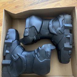 Bravest Studios Chief Boots