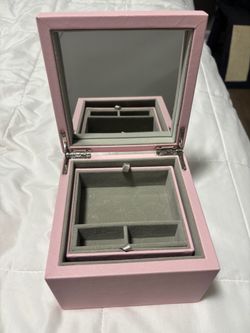 Pandora Jewelry Box