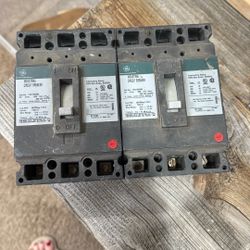GE industrial circuit Breaker (2)