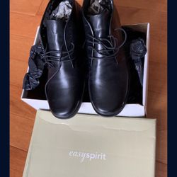 Easy Spirit Boots Size 8 1/2 NEW