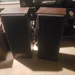 VINTAGE STEREO SPEAKERS 