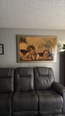 Cherub wall decor