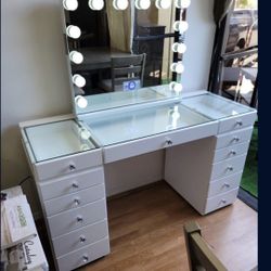 Brand New Vanity 13 Drawers White Color Solid Wood! Glass Top Hollywood Mirror Ligh Builbs Included! Bluetooth 4 Music 2 shelf’s separately 28x12x8.