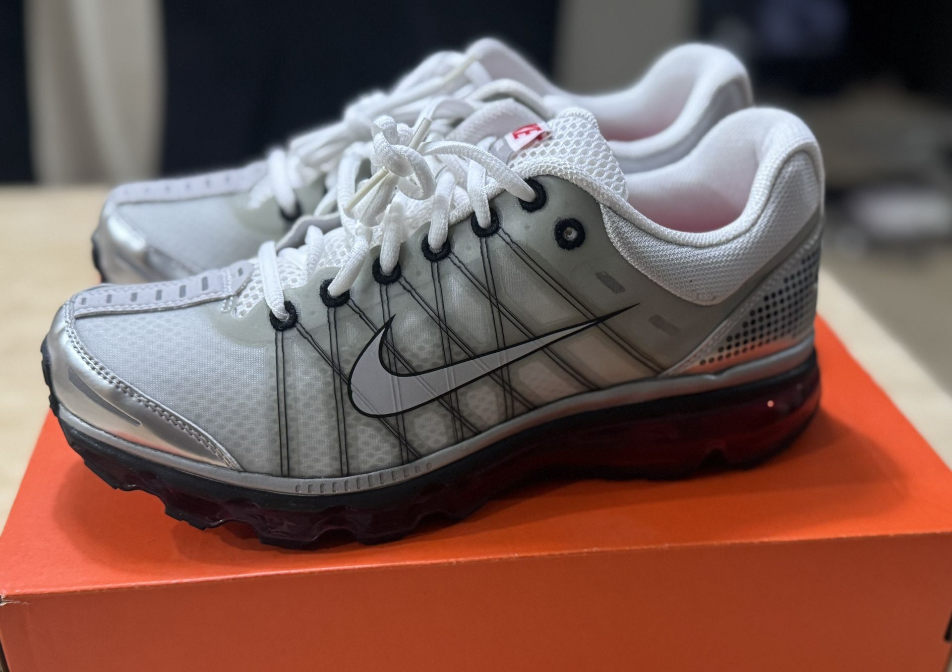 Men’s Air Max + 2009 ***Size 9***