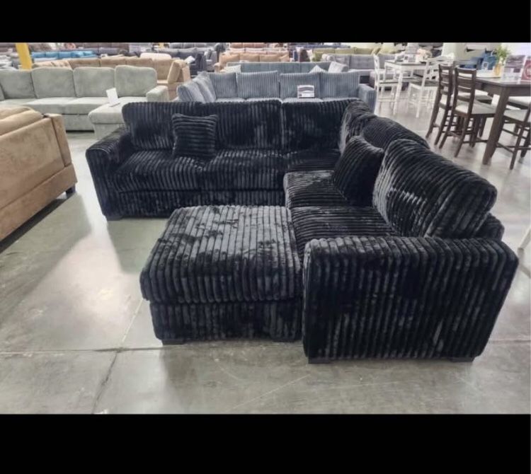 Sectional Set