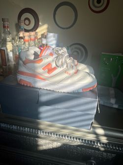 Women beige orange New balance