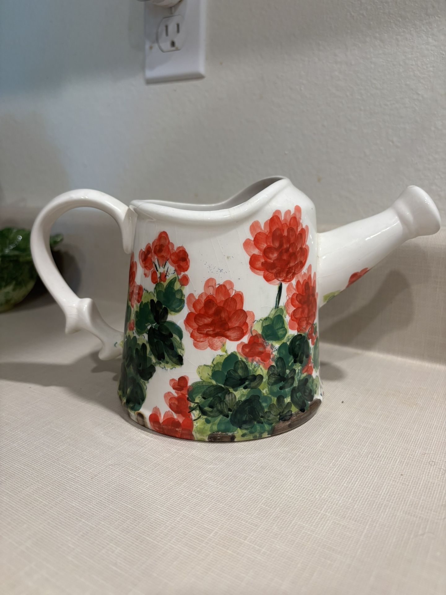 Vintage FTD Flower Pot With Geraniums